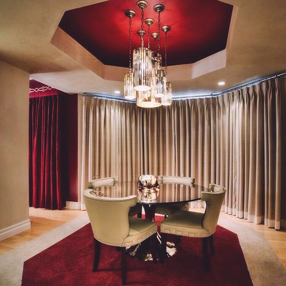 Small Hollywood Glam Dining Room
